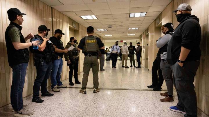 Arrestos y deportaciones por inmigración en la ciudad de Nueva York aumentan tras inicio lento