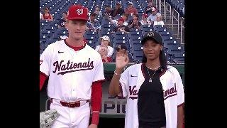 Mo'ne Davis Threw First Pitch to Robert Hassell III in Full Circle LLWS Moment