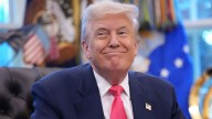 Donald Trump suggests turning Washington parks into golf courses with grass expertise
