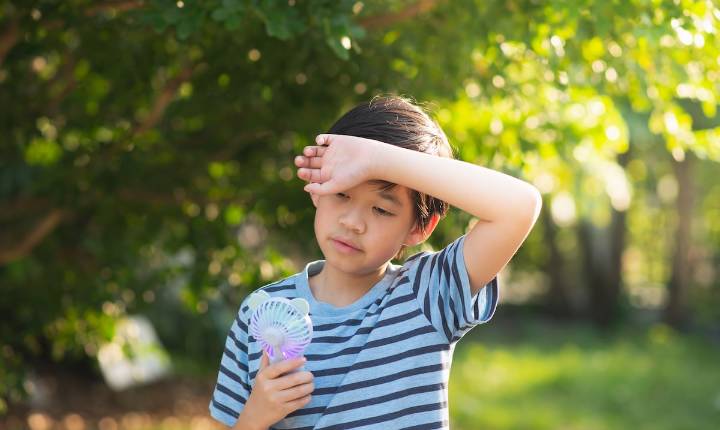 Más suceptibles los niños al calor extremo