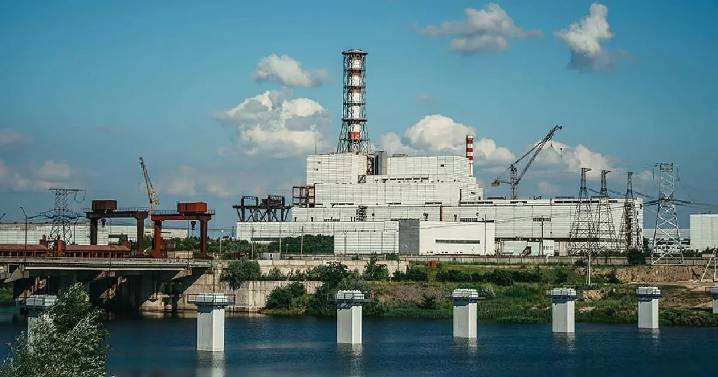 Planta nuclear rusa sufre incendio tras ataque con dron atribuido a Ucrania