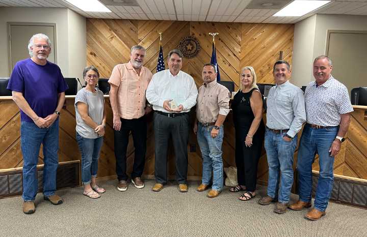 Burnet city manager honored for 25 years of civic service