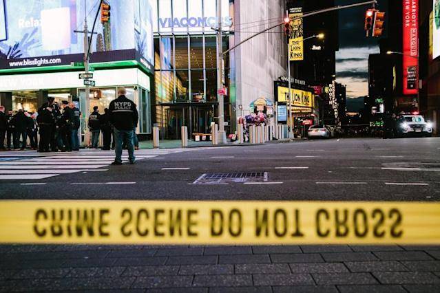 Tres heridos y un adolescente detenido en un tiroteo en Time Square en Nueva York