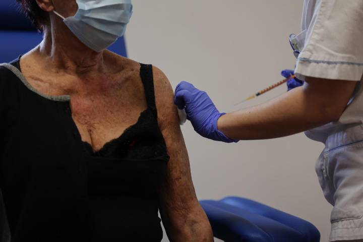 EEUU aprueba nuevas vacunas anticovid pero las limita a población con riesgos de salud