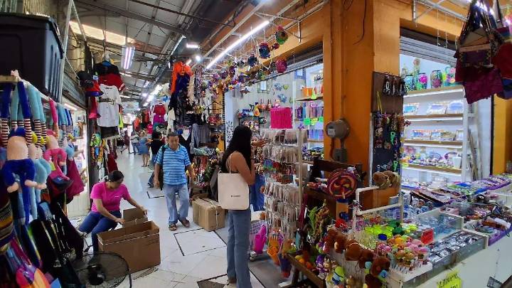 Artesanías alcanzan ventas del 70 por ciento en estas vacaciones en el mercado ‘Pino Suárez’