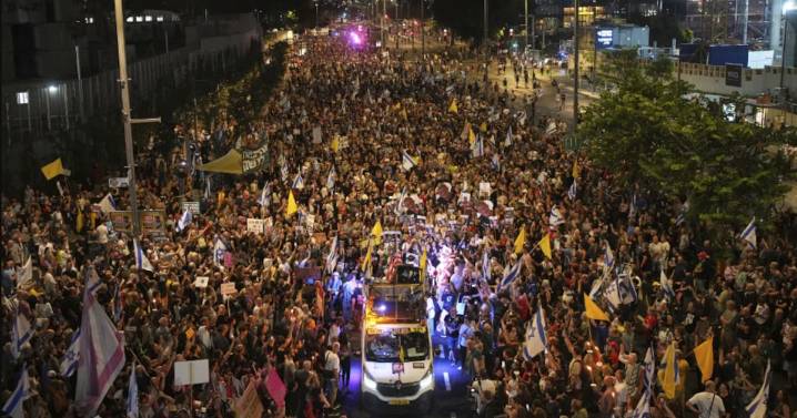 Israelíes protestan en Tel Aviv y exigen a Benjamin Netanyahu finalizar guerra en Gaza