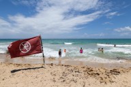 Erin se convierte en huracán categoría 3 en el Caribe y podría seguir fortaleciéndose