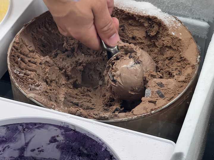 Major ice cream company recalls popular flavor after packaging mistake