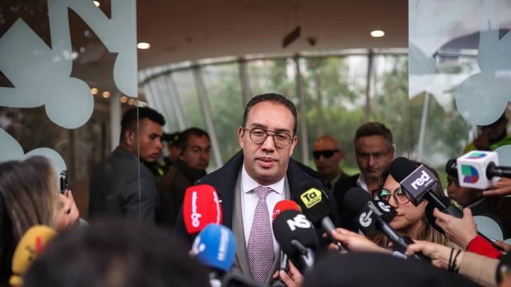 Abogado de Miguel Uribe se despachó contra la condena impuesta a menor que le disparó al exsenador