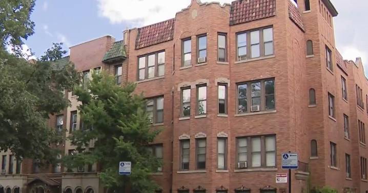 5-year-old boy dies after accessing unsecured gun inside apartment in Kenwood neighborhood