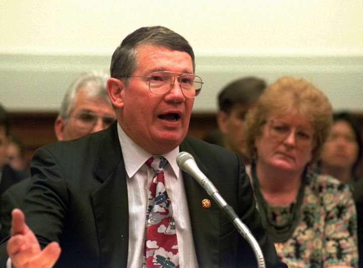 Randy 'Duke' Cunningham, Vietnam War hero convicted of accepting bribes as a congressman, dies at 83