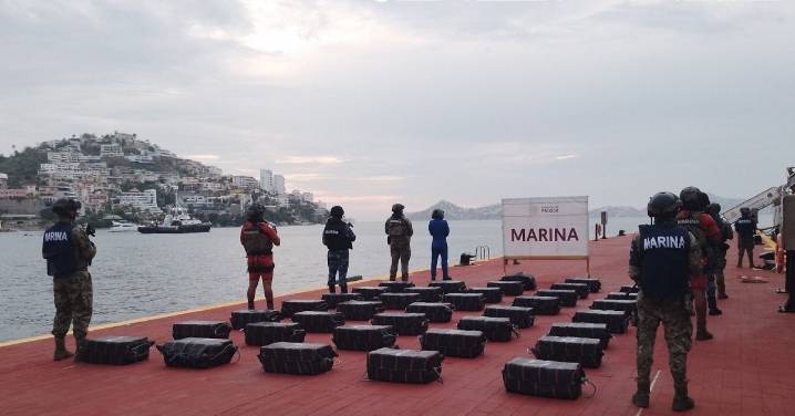 Aseguran más de media tonelada de cocaína en las costas de Guerrero
