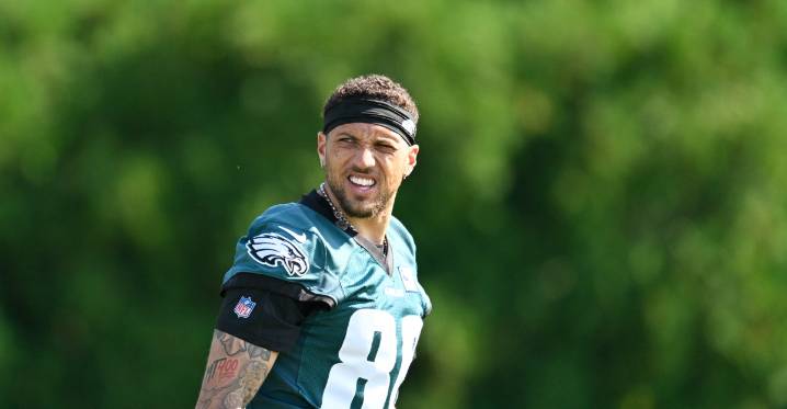 Eagles WR carted to locker room in first preseason game