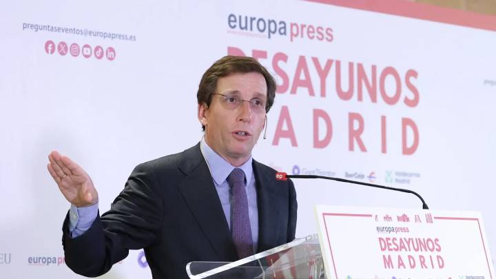 Almeida regresa a la agenda política tras seis semanas de baja por paternidad