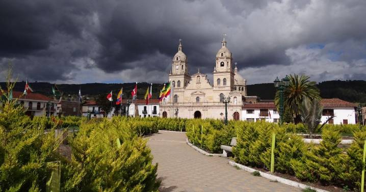 Cómo llegar al histórico pueblo de Boyacá que tiene un punto considerado patrimonio cultural del país