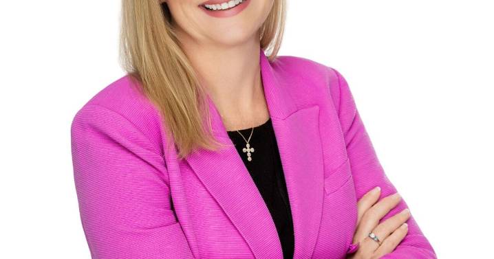 First Horizon CFO Named to Super Women in Business Class of 2025