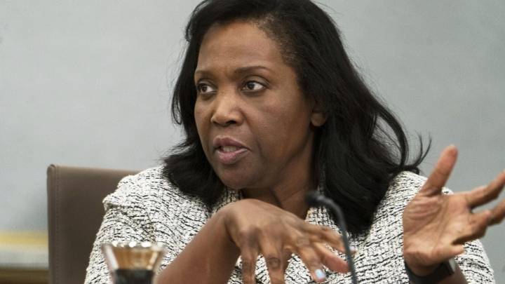 Trump despide a Lisa Cook, la gobernadora de la Fed