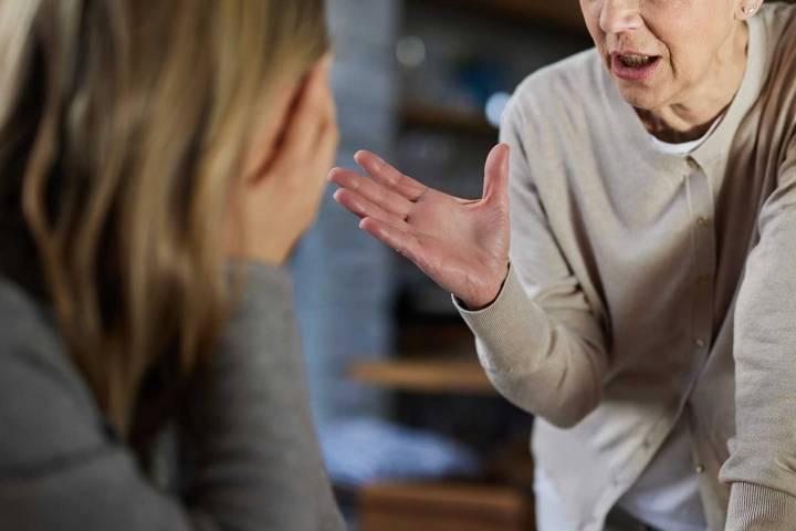 Woman Says She's Considering Going No Contact with Her 'Nasty' Mom