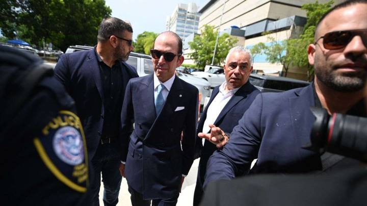 Demanda describe a Herrera Velutini como un billonario mala paga – NotiCel 