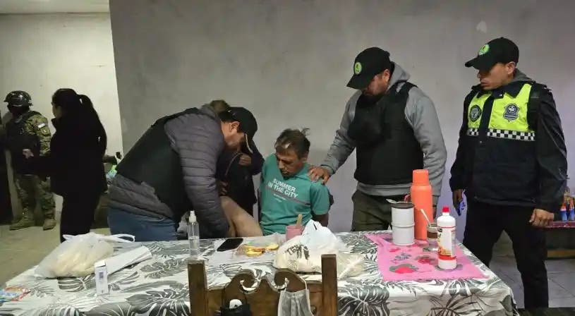 Cómo se dio a conocer la amenaza contra el gobernador Osvaldo Jaldo y quién es el único detenido