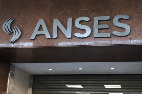 Cuáles son todos los pagos con aumento que entrega ANSES en agosto 2025