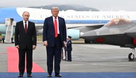 Trump intenta deslumbrar a Putin con un despliegue de F