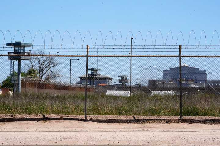 Arizona lawmakers demand answers on prison homicides