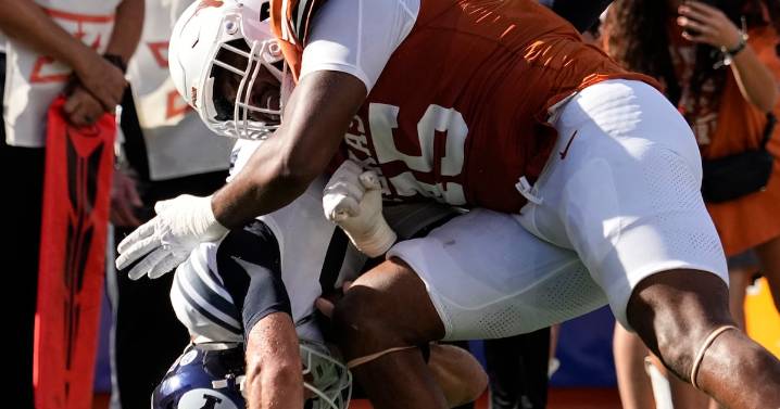 Can Texas transfer Tausili Akana boost BYU’s ailing pass rush?