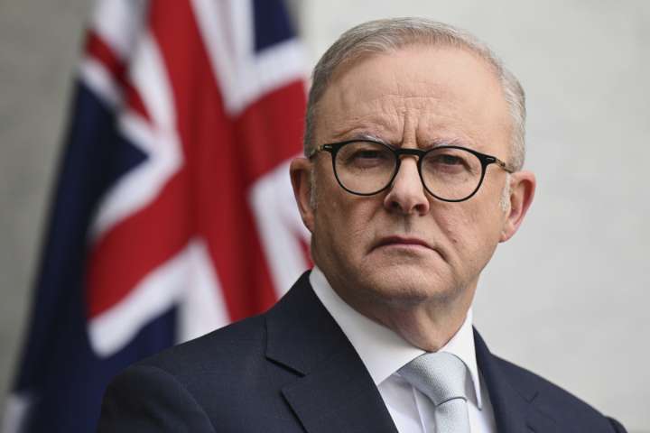 Australia accuses Iran of organizing antisemitic attacks and expels ambassador