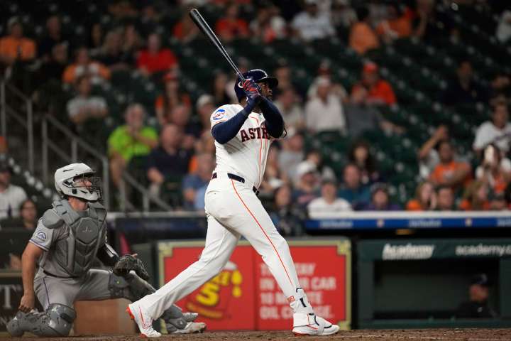 Alvarez and Valdez help the Astros knock off the Rockies 4