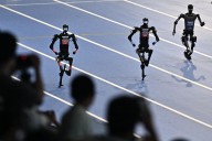 China: robots humanoides compiten en los Juegos Mundiales de Beijing