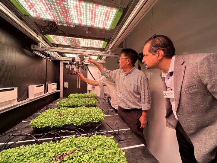 UND Researchers and students are working to grow plants in space