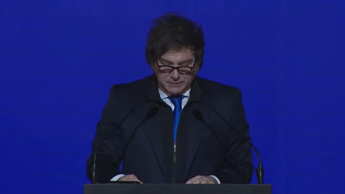 Javier Milei: "Ayer asistimos a un espectáculo macabro en el Congreso"