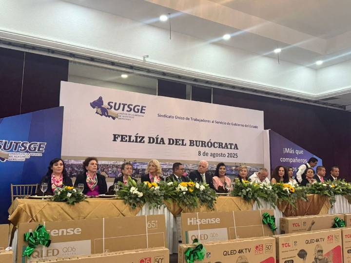 GOBIERNO DEL ESTADO RESPALDA A BURÓCRATAS