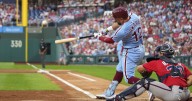 Kyle Schwarber has 21st 4-homer game in MLB, drives in Phillies