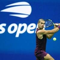 Alcaraz crushes Bellucci to reach US Open third round