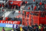 "Falta de pruebas". Por qué liberaron a los 104 hinchas chilenos detenidos la noche de la barbarie