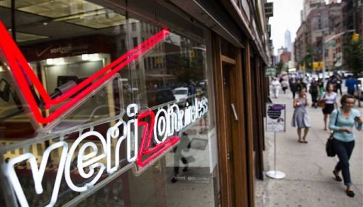 Verizon outage impacts more than 1,700 in Chicago, thousands nationwide