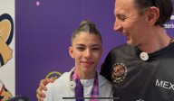“Me da mucha alegría porque mi papá está aquí”: Majo Delgado agradece el apoyo tras colgarse su medalla en Asunción 2025