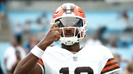 Shedeur Sanders throws 2 touchdown passes in Browns' preseason debut