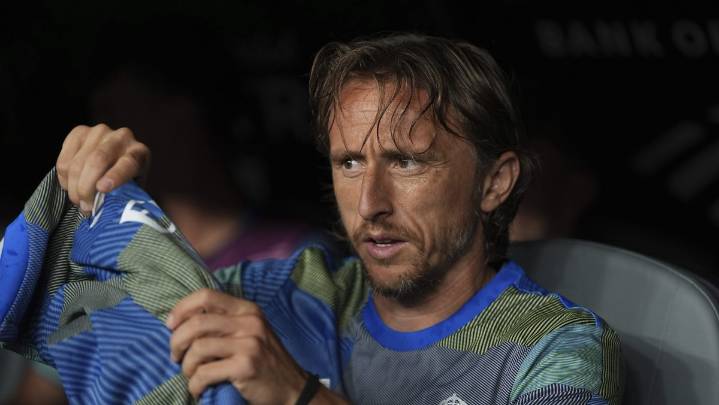 Luka Modric debutó en goleada de 4-1 al AC de Milán; Santi Giménez se quedó en la banca