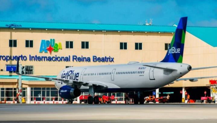 Autoridades de Aruba extendieron por 90 días la prohibición de vuelos con Venezuela