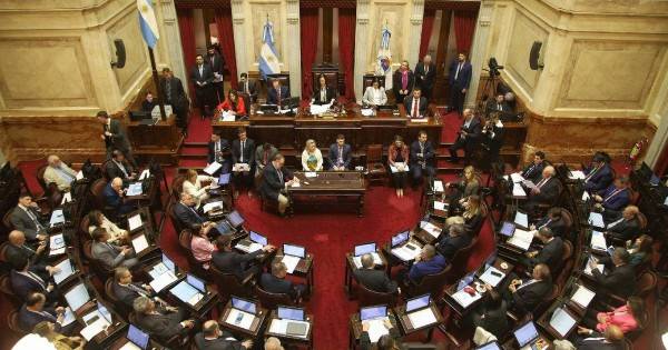 Senado dictamina la emergencia pediátrica y complica al Gobierno