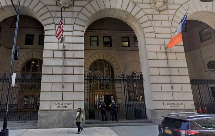 NYPD investigates death of man found in Brooklyn court holding cell a day after his petit larceny arrest