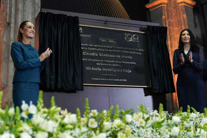 Sheinbaum destaca estabilidad económica gracias a decisiones de Banxico
