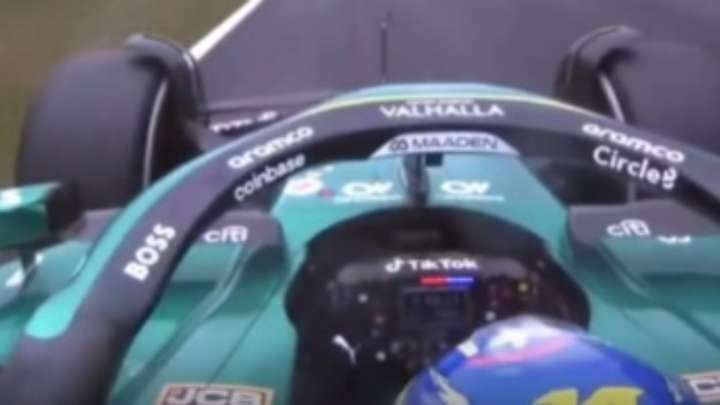 ¡Pelos de punta! El grito de desesperación por radio de Alonso en el Gran Premio de Países Bajos