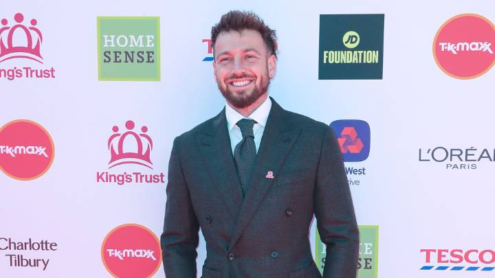 Sam Thompson addresses ex Zara McDermott's 'hard launch' with Louis Tomlinson