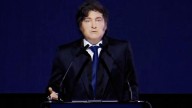 Milei prefiere hablar de la macro y negar el escándalo