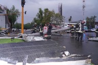 Lluvia intensa derriba espectacular en Tlalnepantla