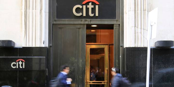 Un banco global espera que la Argentina regrese al mercado de deuda en 2026 y sigue de cerca el riesgo electoral